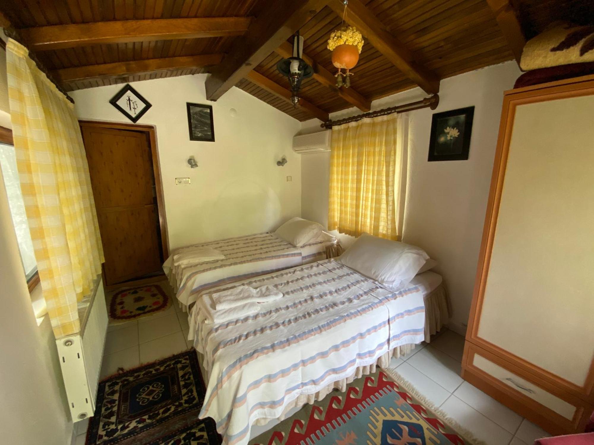 Agora Pansiyon Kapikiri Quarto foto