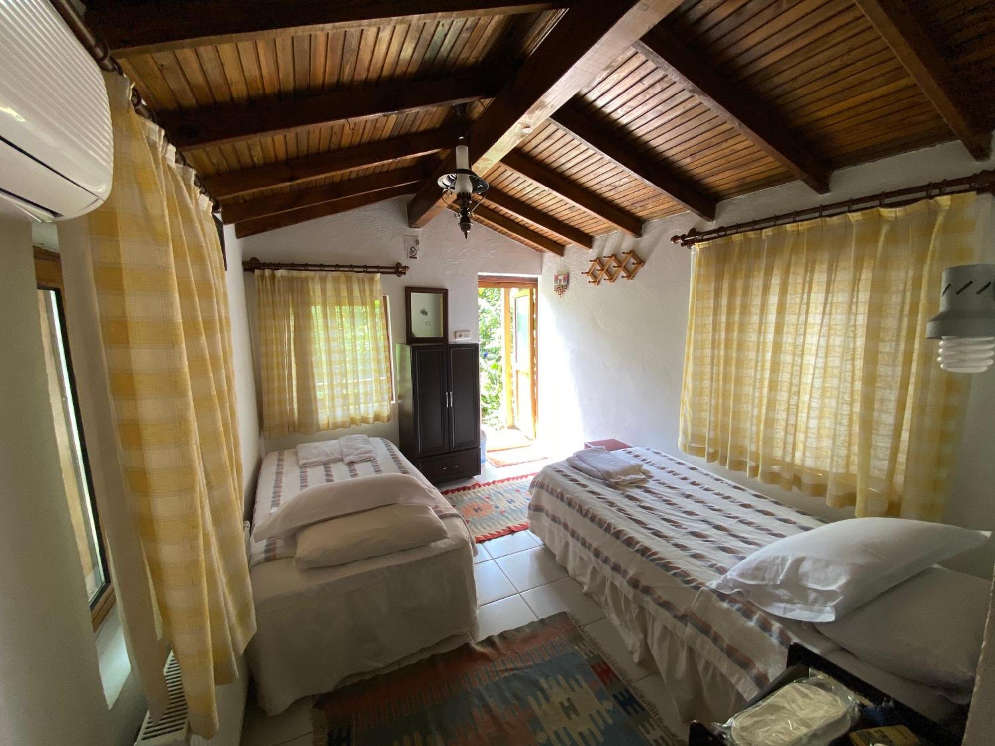 Agora Pansiyon Kapikiri Quarto foto