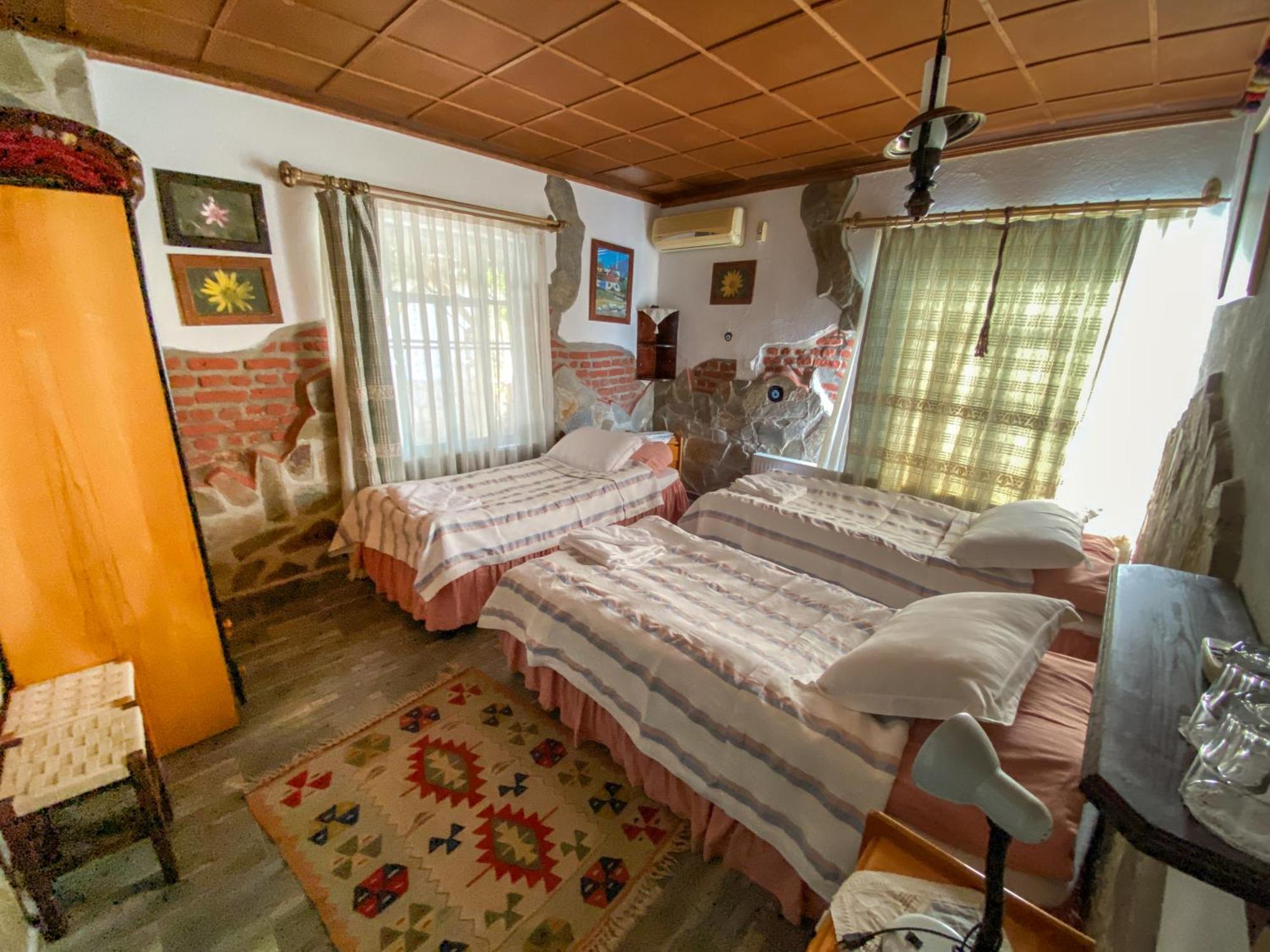 Agora Pansiyon Kapikiri Quarto foto